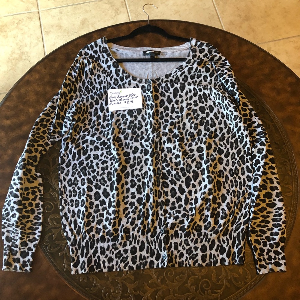 Cheetah print long sleeved sweater 18/20